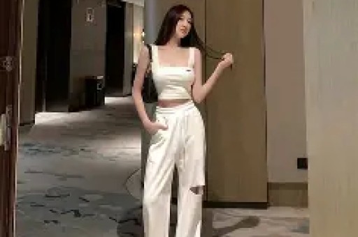 微博之夜勿虐老者梗登热搜黄渤崩溃表态沈腾吴京受牵连-第1张图片- 微博之夜勿虐老者梗登热搜黄渤崩溃表态沈腾吴京受牵连-第1张图片-