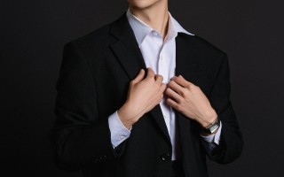 网红黄一鸣丑闻曝光：闺蜜撕破脸新男友晒无罪证明力挺